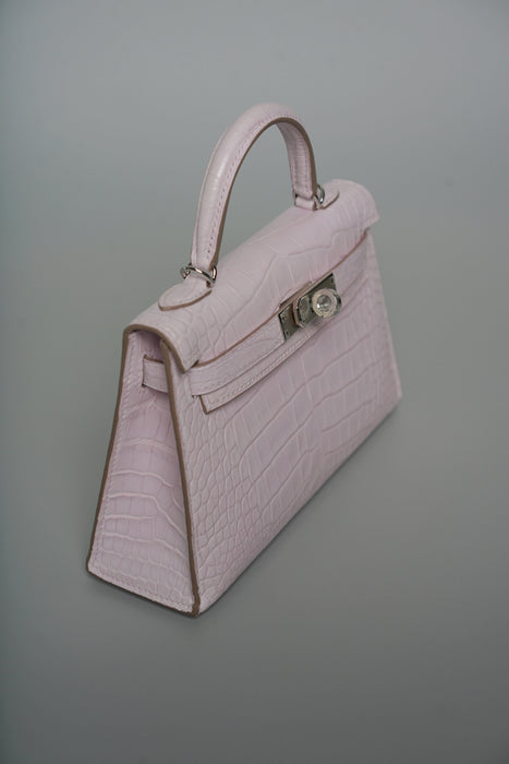 Hermes Kelly 20 in Mauve Pale Boreal Satine Alligator Phw (Brand New)