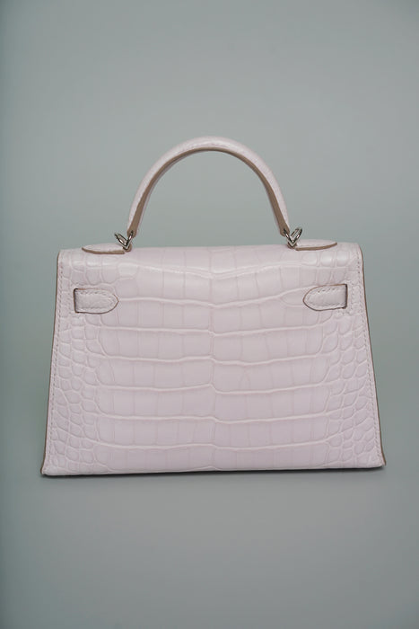 Hermes Kelly 20 in Mauve Pale Boreal Satine Alligator Phw (Brand New)