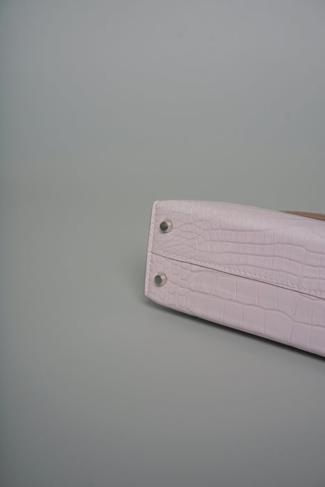 Hermes Kelly 20 in Mauve Pale Boreal Satine Alligator Phw (Brand New)