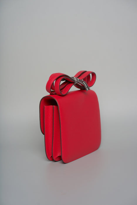 Hermes Constance 18 in Rose Extreme Epsom Ghw