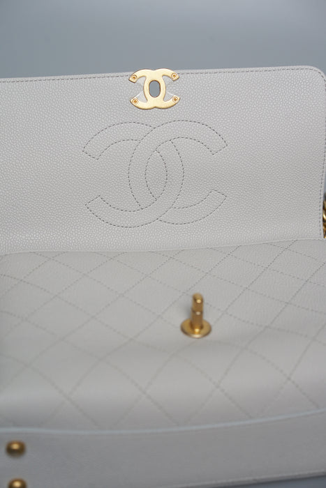 Chanel Chic Affinity Flap in Grey Caviar Ghw