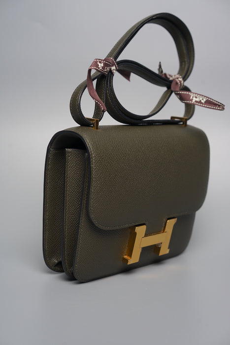 Hermes Constance 18 in Vert De Gris Ghw