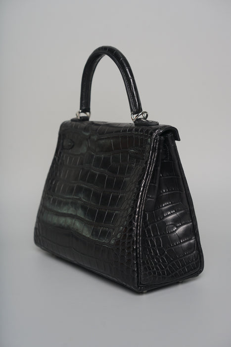 Hermes Kelly 25 in Black Matte Phw (Brand New)