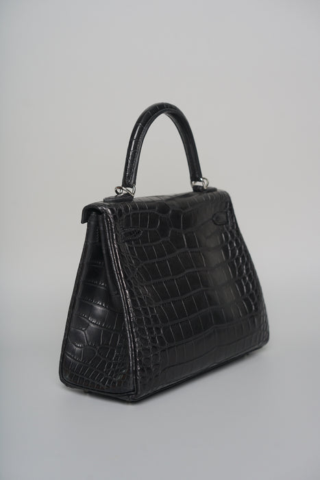 Hermes Kelly 25 in Black Matte Phw (Brand New)