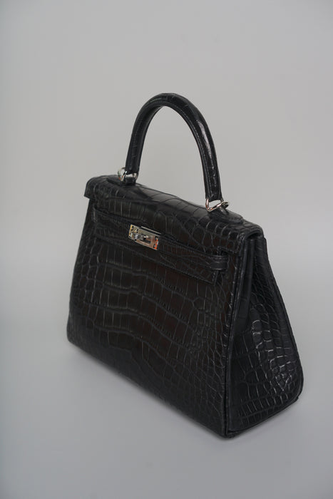 Hermes Kelly 25 in Black Matte Phw (Brand New)