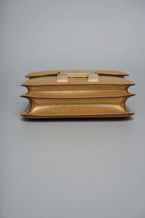 Hermes Constance 18 in Dore Chevre Chamklight Permabrass (Brand New)