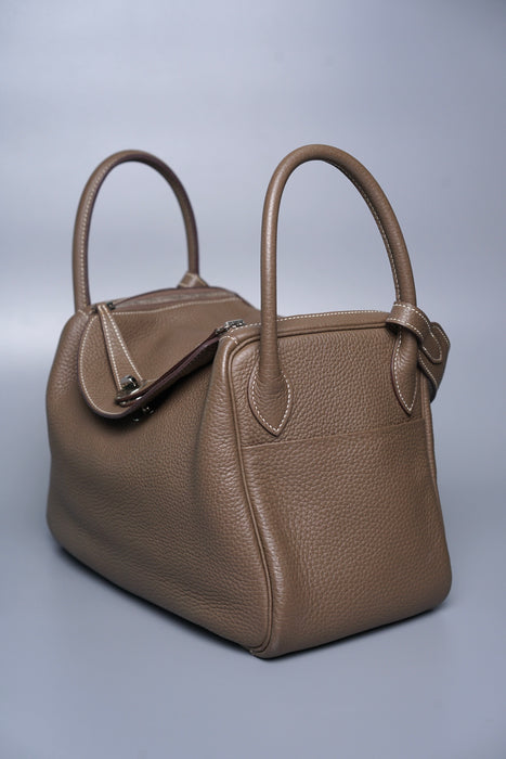 Hermes Lindy 30 in Etoupe Phw