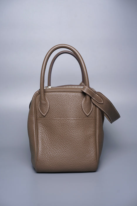 Hermes Lindy 30 in Etoupe Phw