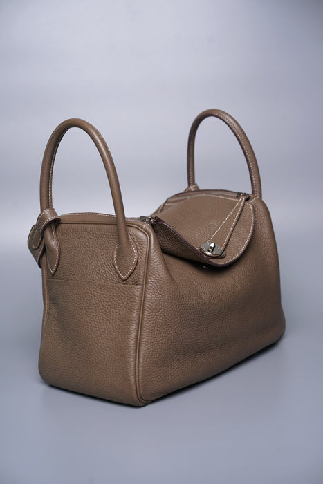 Hermes Lindy 30 in Etoupe Phw