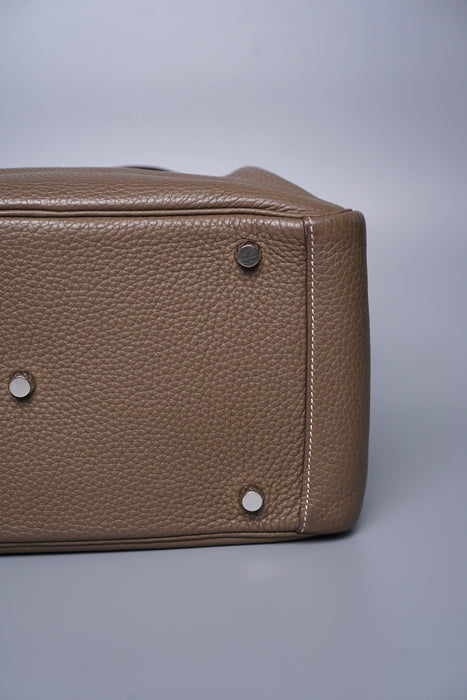 Hermes Lindy 30 in Etoupe Phw