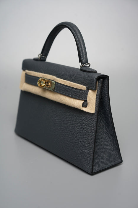 Hermes Kelly 20 in Gris Misty Electrum (Brand New)