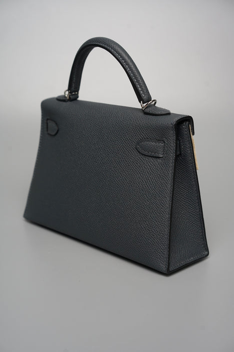 Hermes Kelly 20 in Gris Misty Electrum (Brand New)