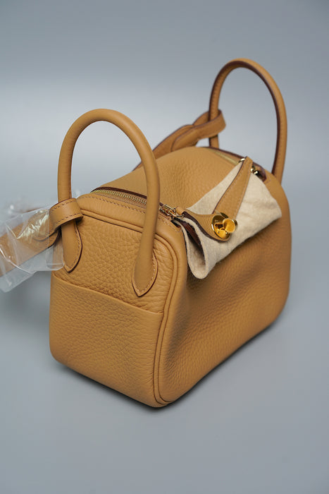 Hermes Mini Lindy in Biscuit Ghw (Brand New)