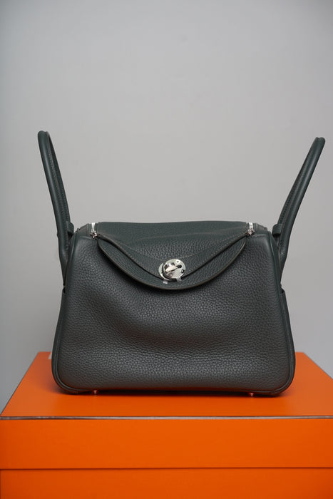 Hermes Lindy 26 in Vert Mangrove Phw (Brand New)