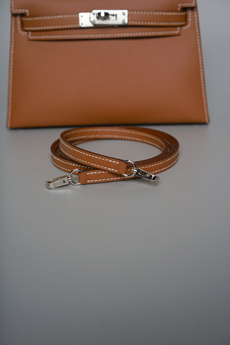 Hermes Kelly 20 in Gold Epsom Phw