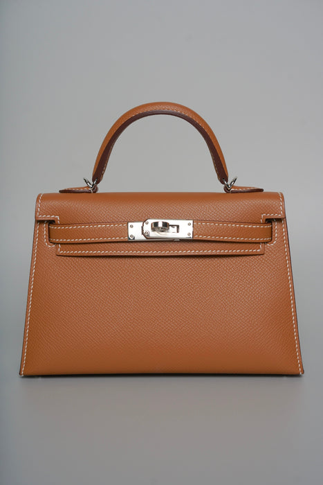 Hermes Kelly 20 in Gold Epsom Phw