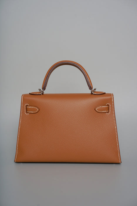 Hermes Kelly 20 in Gold Epsom Phw