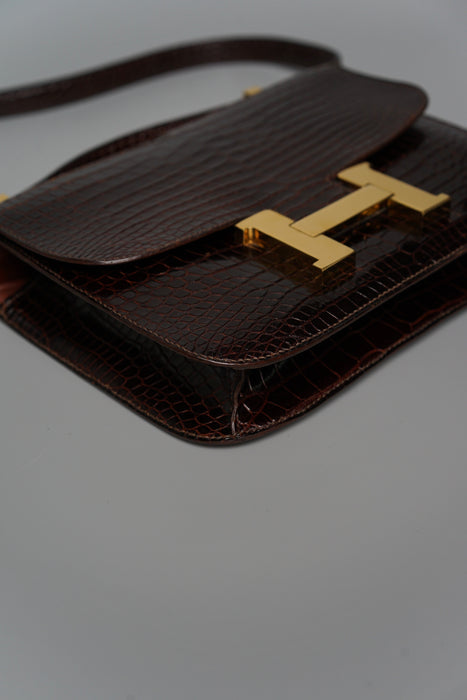 Hermes Constance 23 in Vintage Brown Porosus Shiny Croc Ghw
