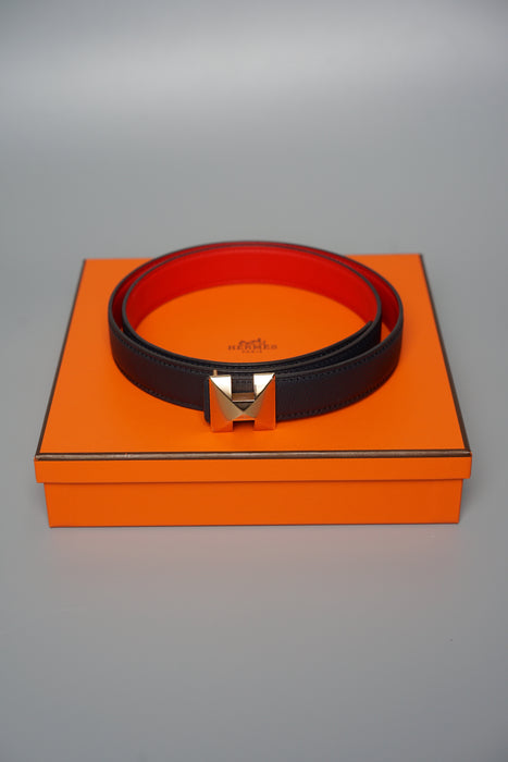 Hermes Medor H Belt in Bleu indigo/Rouge de coeur