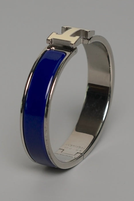 Hermes Clic H Bracelet in Blanc/Belu Indigo Phw PM