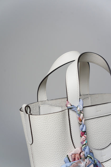 Hermes In The Loop 18 in New White Ghw