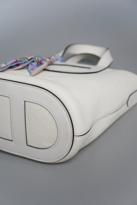 Hermes In The Loop 18 in New White Ghw