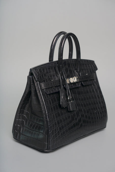 Hermes Birkin 25 in Black matte niloticus Phw (Brand New)