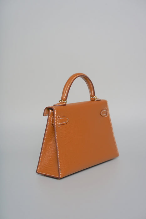 Hermes Kelly 20 in Gold Epsom Ghw