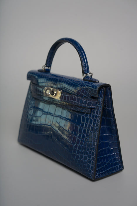 Hermes Kelly 20 in Blue sapphir shiny alligator Phw