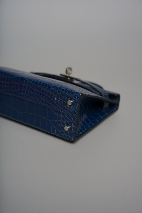 Hermes Kelly 20 in Blue sapphir shiny alligator Phw