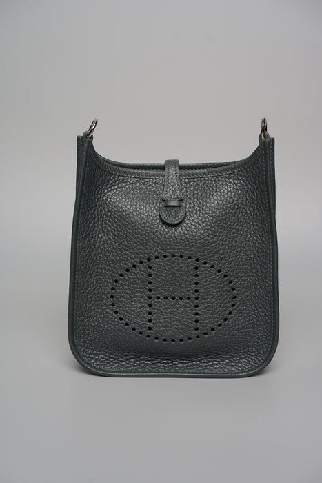 Hermes Mini Evelyne Short in Vert Mangrove Phw