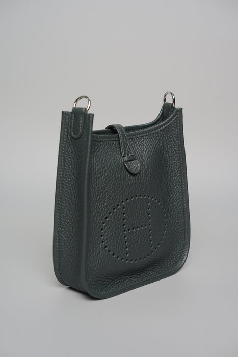 Hermes Mini Evelyne Short in Vert Mangrove Phw