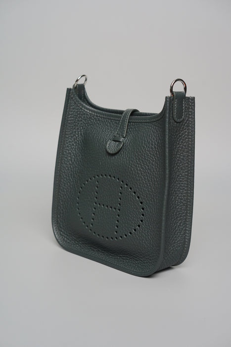 Hermes Mini Evelyne Short in Vert Mangrove Phw