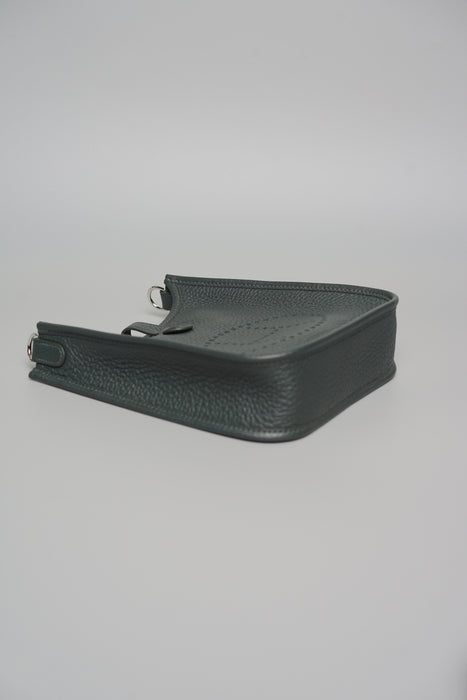 Hermes Mini Evelyne Short in Vert Mangrove Phw