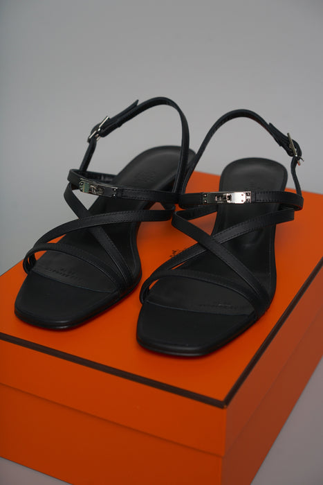 Hermes Muse 40 Sandals in Noir Phw, Size 37.5 (Brand New)