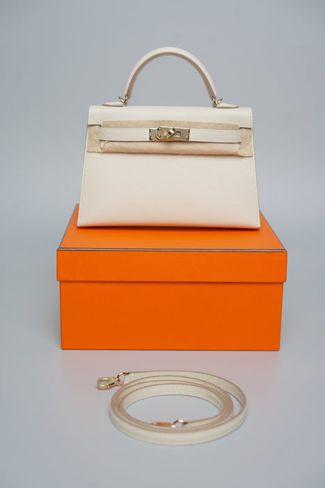 Hermes Kelly 20 in Craie Permabrass (Brand New)