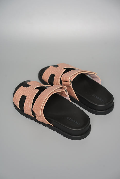 Hermes Chypre Sandal in Shiny Alligator Rose Porcelaine Size 36 (Brand New)