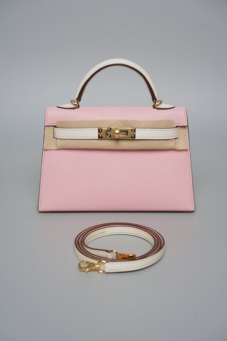 Hermes Kelly 20 Chevre in Rose Sakura/Nata Permabrass (Brand New)