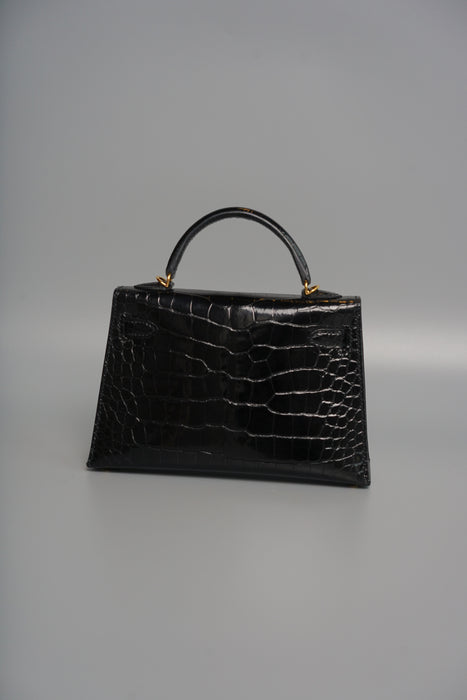 Hermes Kelly 20 in Black Shiny Alligator Ghw