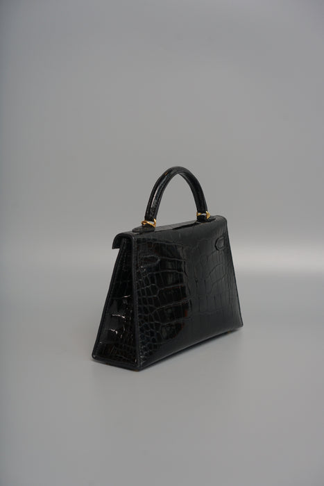 Hermes Kelly 20 in Black Shiny Alligator Ghw