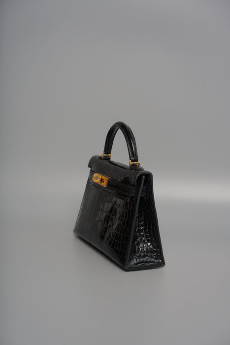 Hermes Kelly 20 in Black Shiny Alligator Ghw