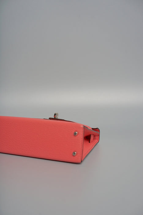 Hermes Kelly 20 in Rose Ete Chevre Phw