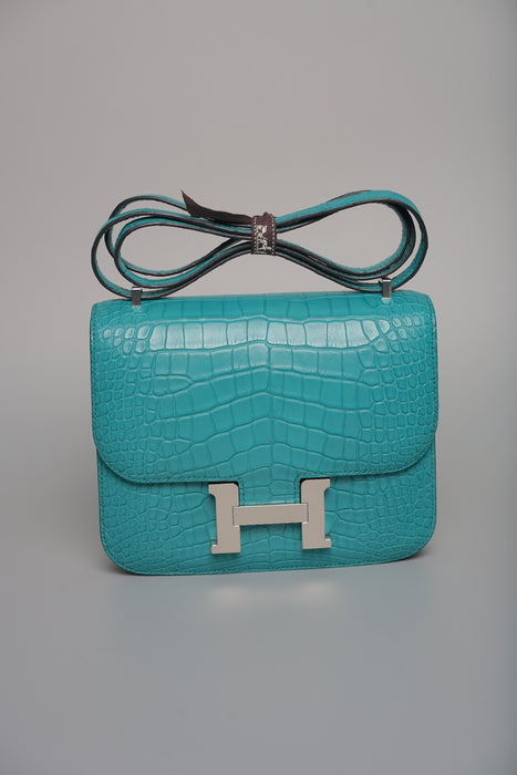 Hermes Constance 18 in Blue Paon Matte Alligator Phw