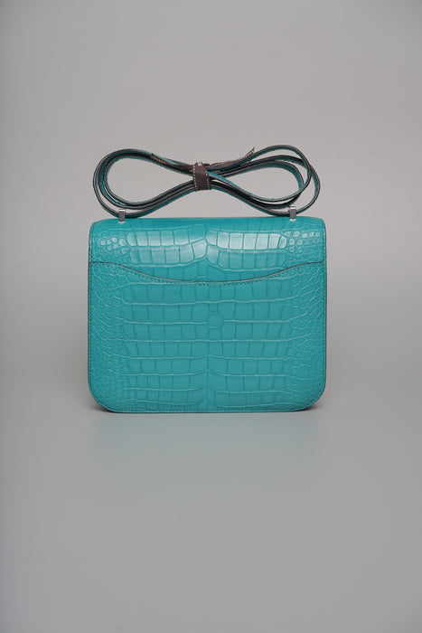 Hermes Constance 18 in Blue Paon Matte Alligator Phw