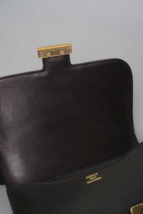 Hermes Constance 18 in Chocolate Ghw