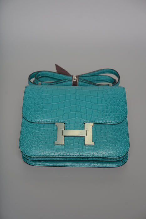 Hermes Constance 18 in Blue Paon Matte Alligator Phw