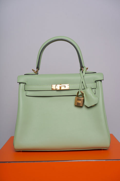 Hermes Kelly 25 in Vert Criquet Swift Ghw (Brand New)