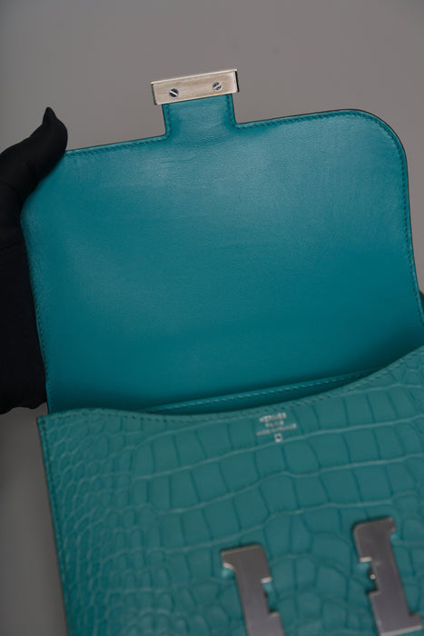 Hermes Constance 18 in Blue Paon Matte Alligator Phw