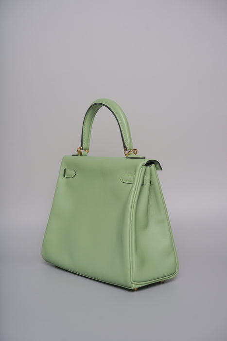Hermes Kelly 25 in Vert Criquet Swift Ghw (Brand New)