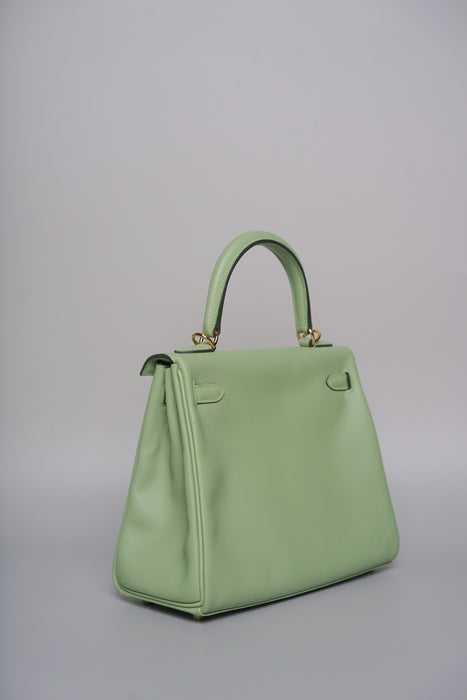 Hermes Kelly 25 in Vert Criquet Swift Ghw (Brand New)